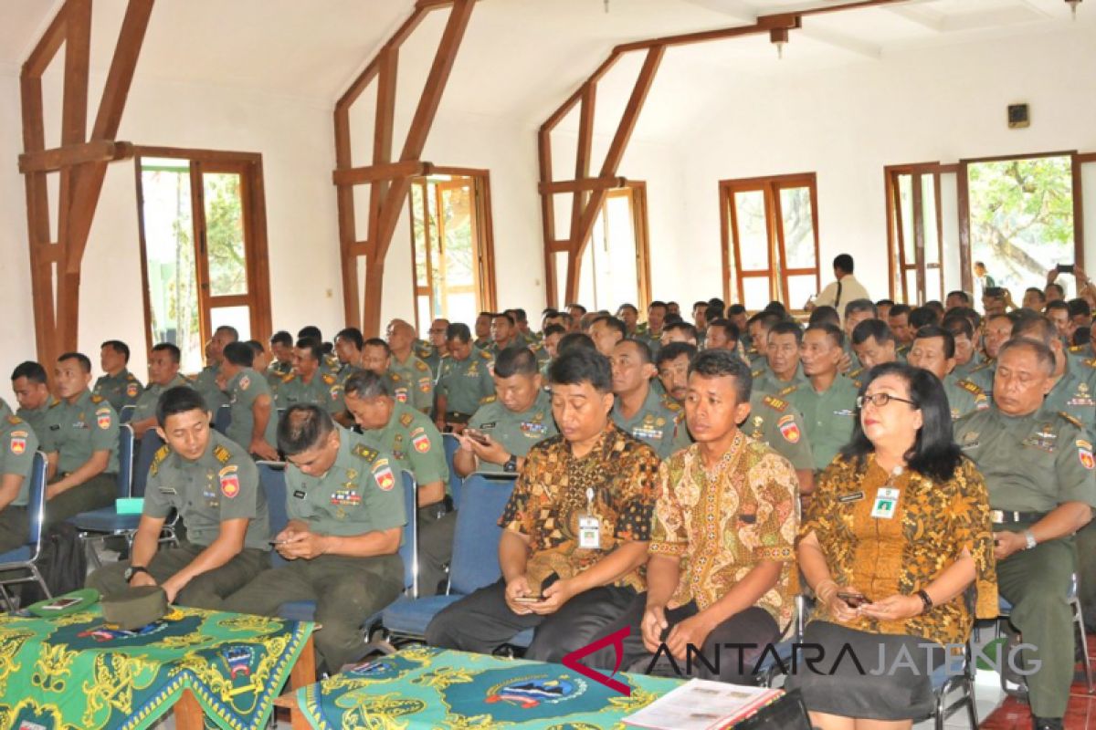 Anggota Korem 074/Warastratama ikuti pembinaan ketahanan pangan