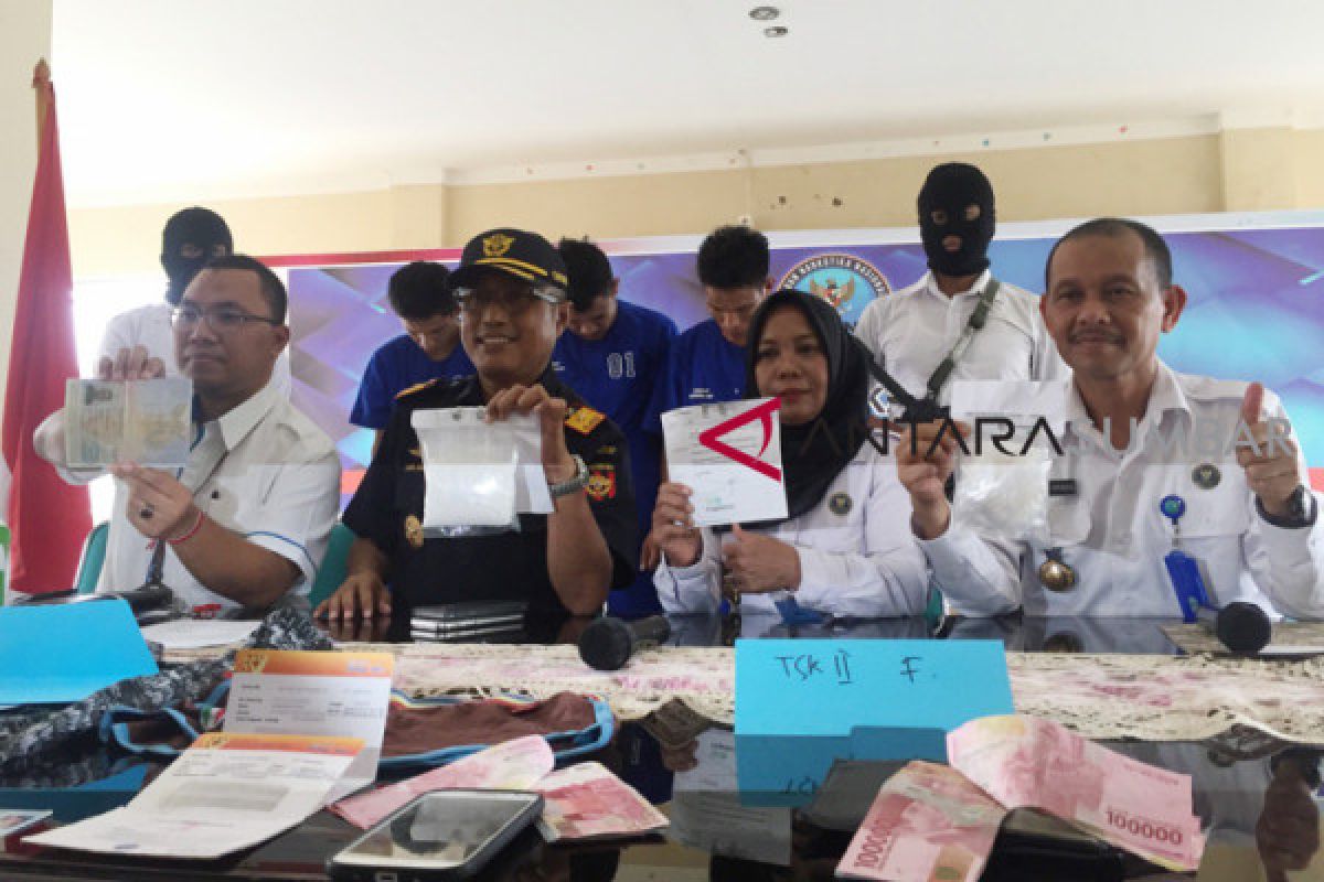 BNNP Sumbar tangkap pengedar narkoba jaringan internasional