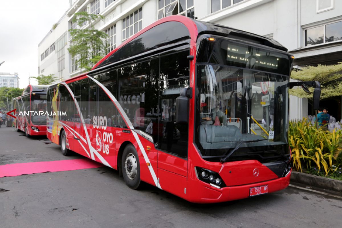 Diminati Warga, Pemkot Surabaya Tambah 12 Unit Suroboyo Bus