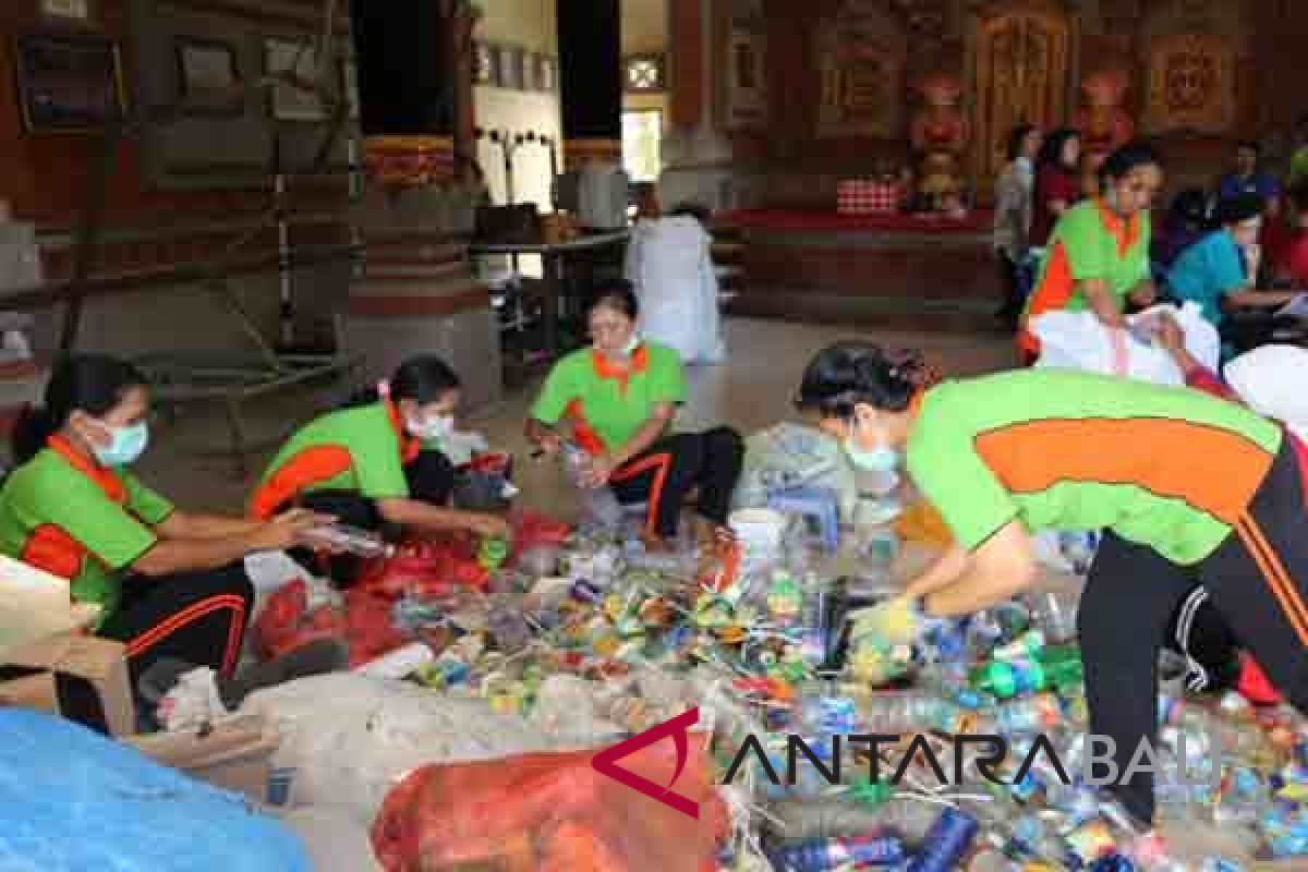 Wali Kota Denpasar ajak LPD bersinergi dengan Bank Sampah