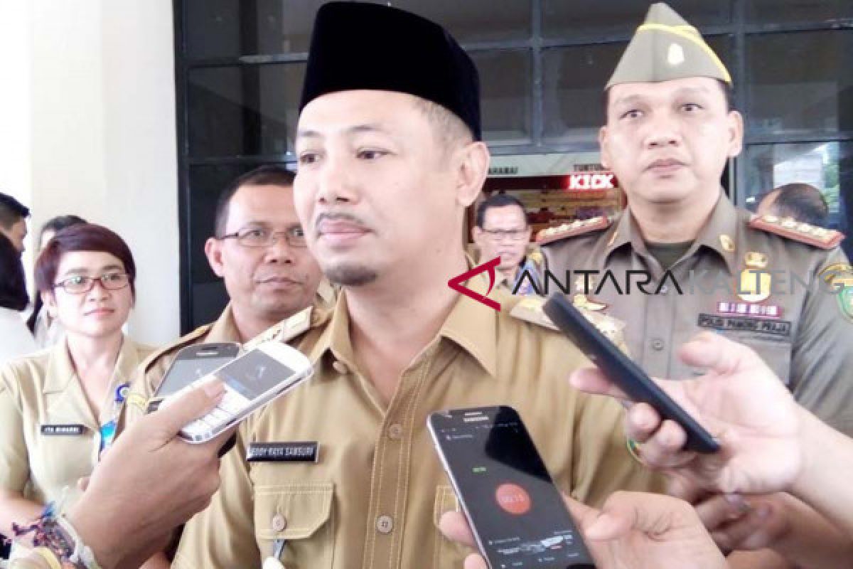 Bupati Eddy Raya ajak masyarakat Barsel gemar membaca