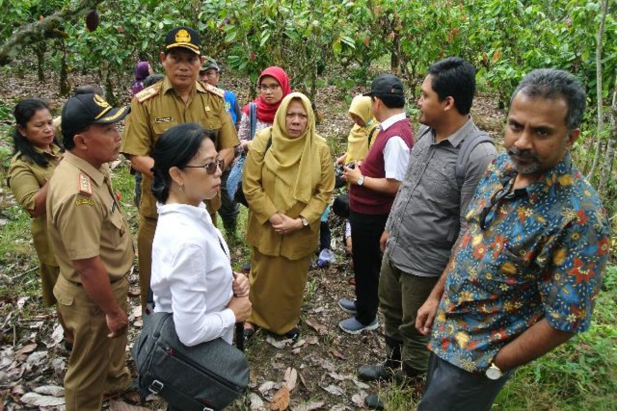 Pejabat WHO kunjungi Poso dan Sigi terkait eradikasi schistosomiasis