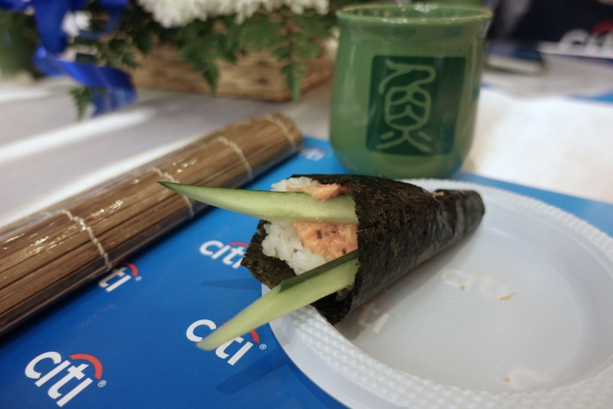 Resep mudah membuat temaki sushi