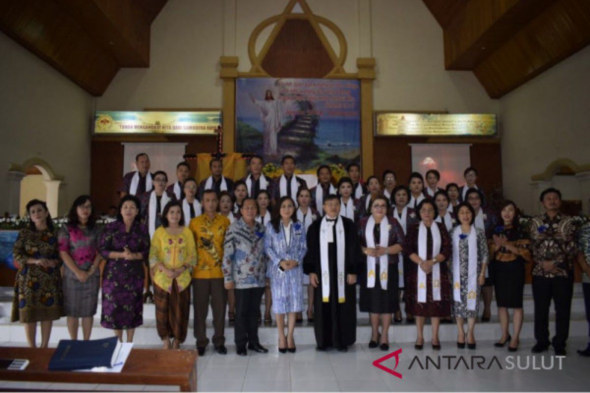 Wali Kota Lomban hadiri HUT ke-103 jemaat GMIM Eden Danowudu