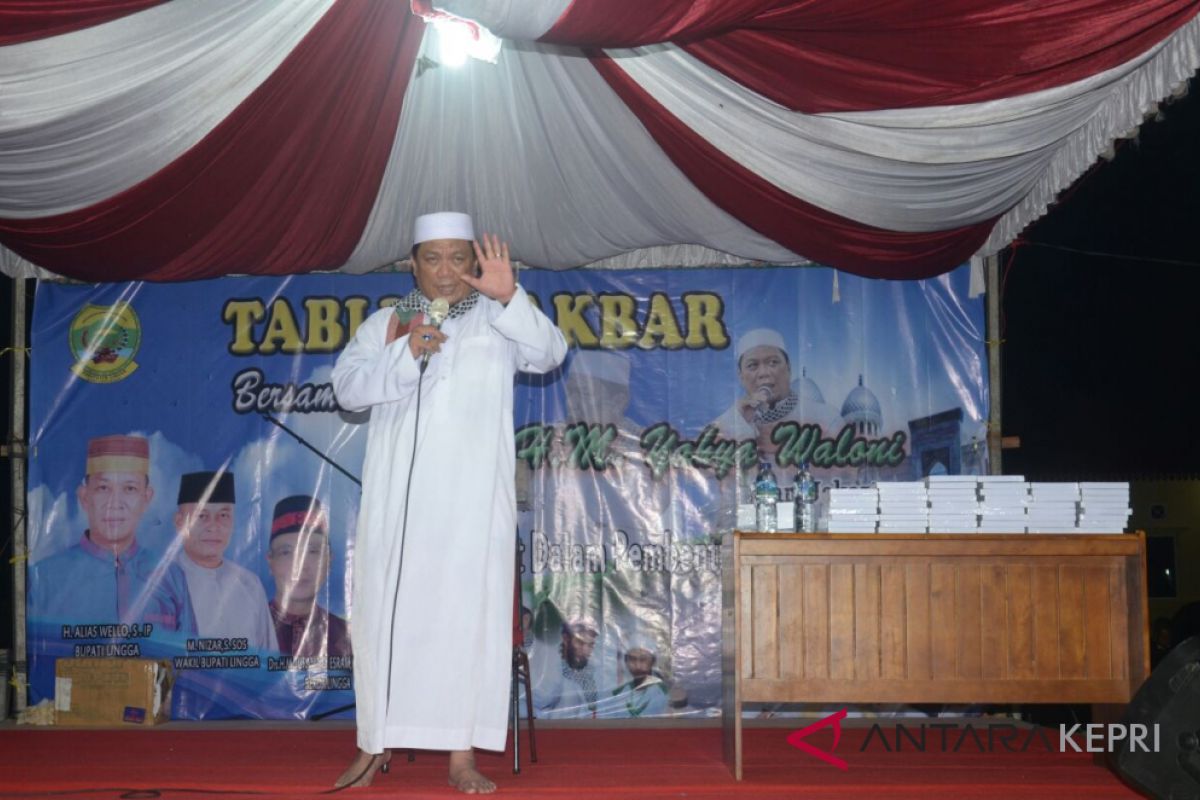 Ustadz Yahya Waloni meninggal saat berkhutbah di Masjid Makassar