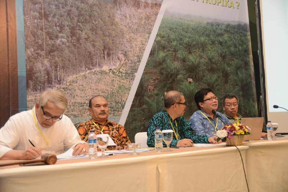 Fahutan IPB sepakat susun naskah akademik sawit sebagai tanaman hutan