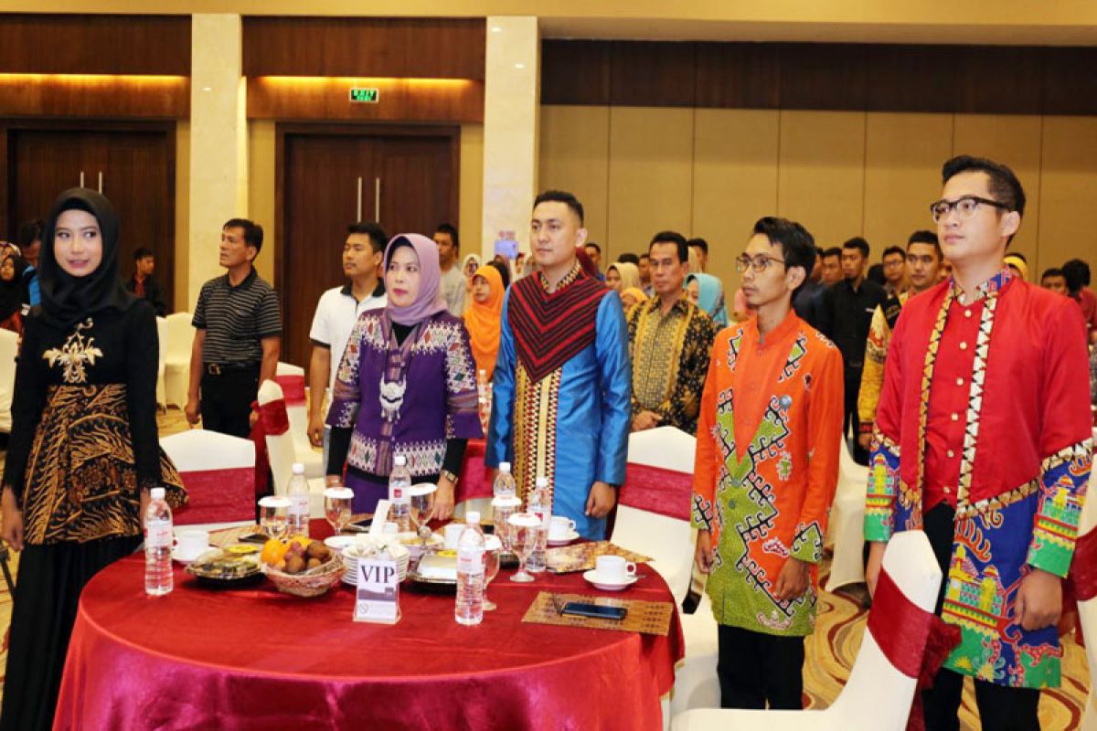 Anugerah Kencana Bagi Duta GenRe 2018 Dari Pemprov dan BKKBN Lampung
