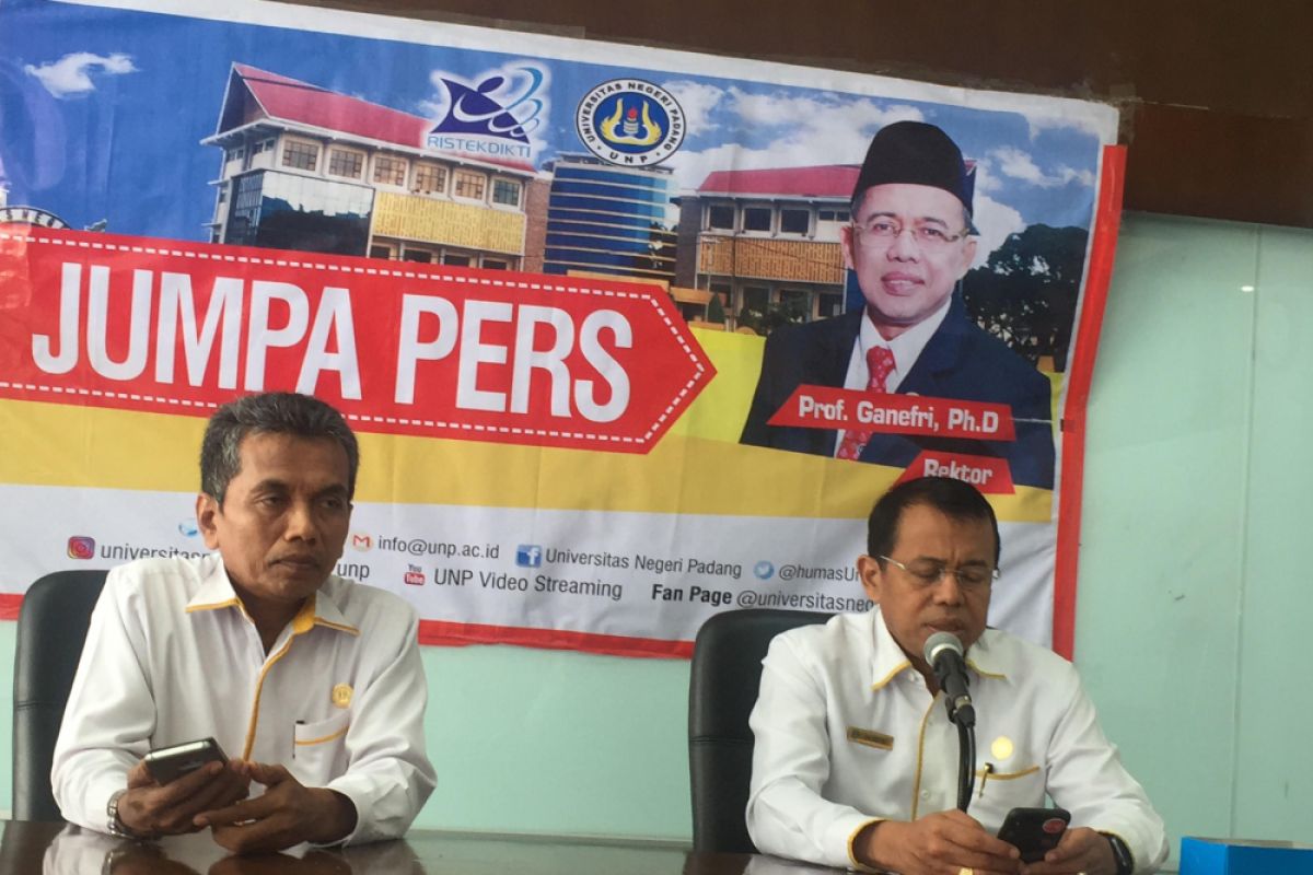Perguruan tinggi se-Sumatera Barat beri penghargaan kepada Wapres Jusuf Kalla