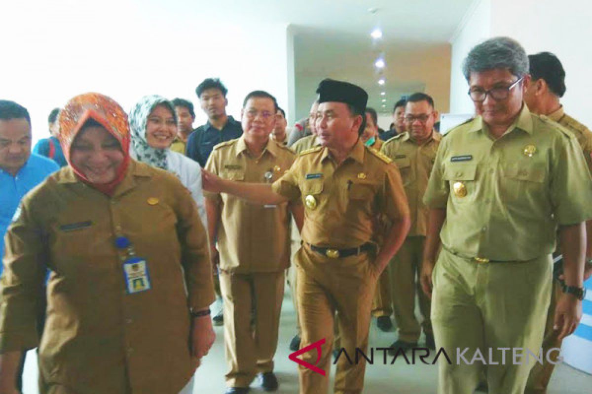 Gubernur hibahkan Rp50 miliar bangun lanjutan RSUD Muara Teweh