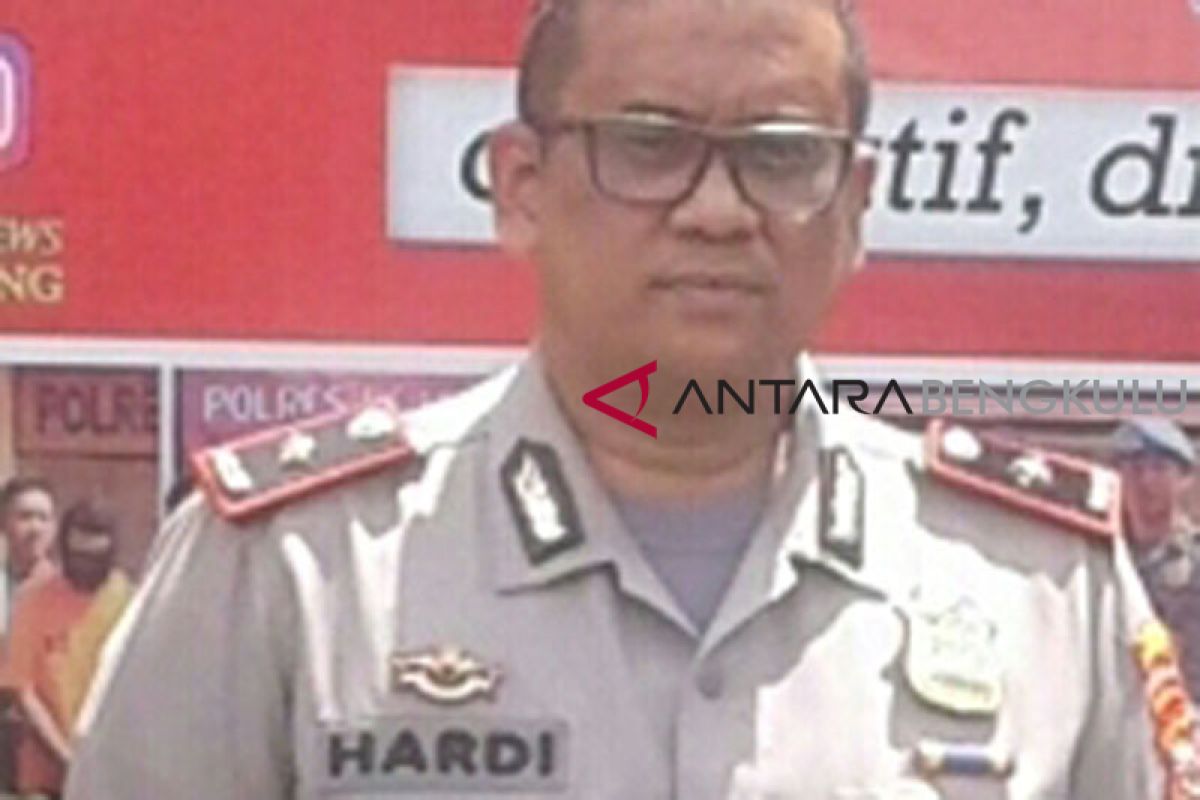 Polisi siapkan pengawalan kendaraan jalan lintas