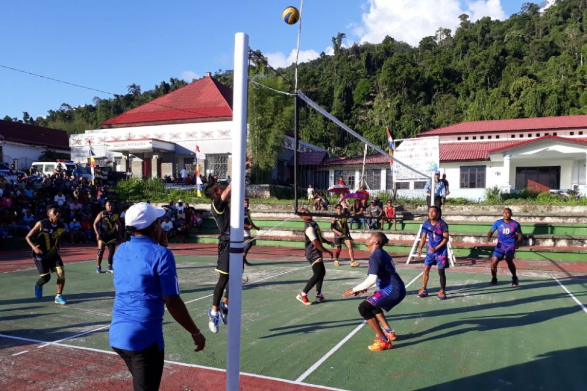 Putra Suabers Juarai Turnamen Volly HUT Wondama