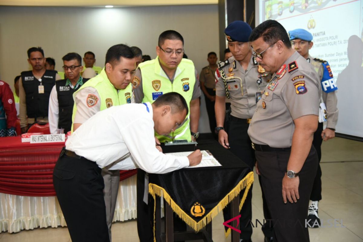 Seleksi penerimaan Polri  diumumkan terbuka tiap tahapan