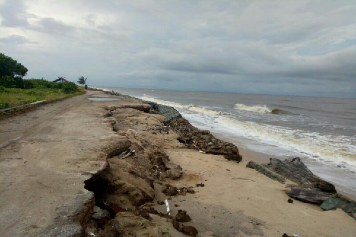 Melihat Pantai Ujung Pandaran rusak parah akibat abrasi, begini tanggapan wisatawan