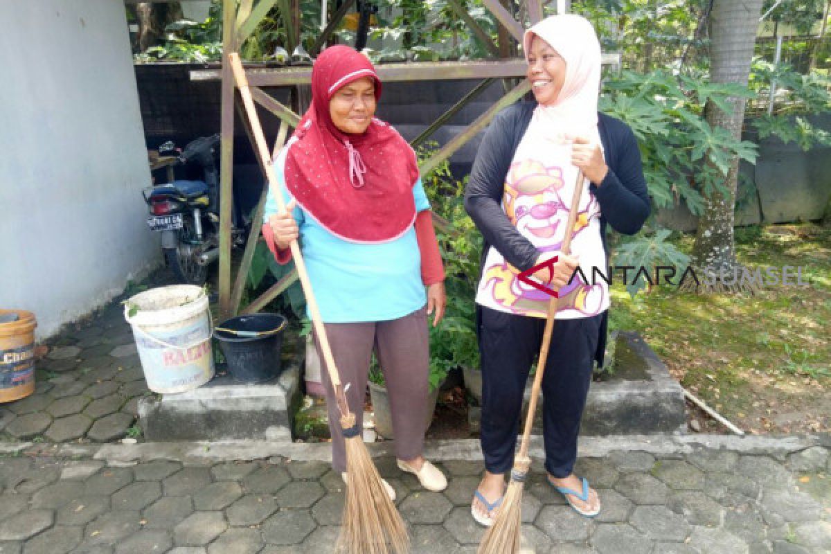 Update - Sosok perempuan tangguh di  "Bumi Sriwijaya"