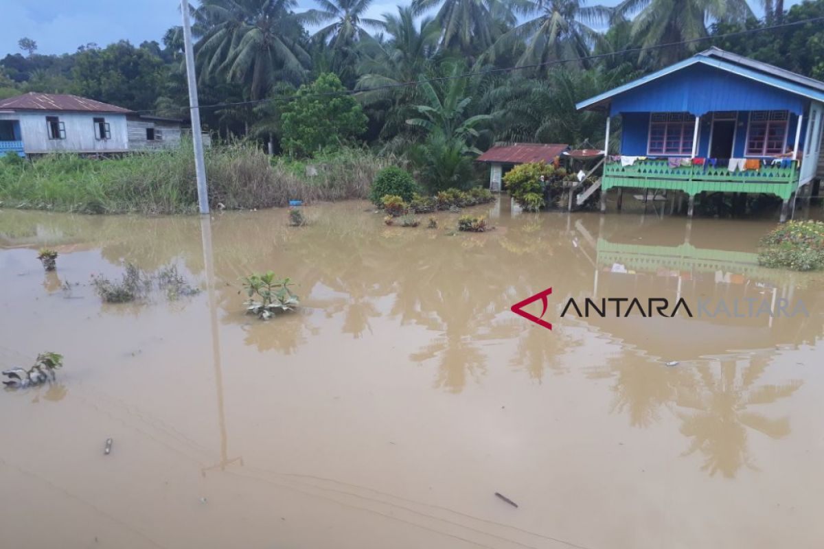 Ribuan warga Sembakung terdampak banjir kiriman dari Malaysia