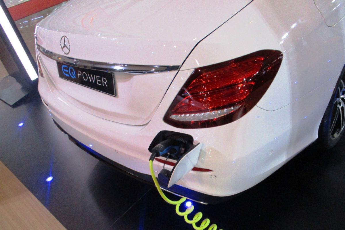 Saingi Tesla, Mercedes-Benz siapkan mobil listrik kompak
