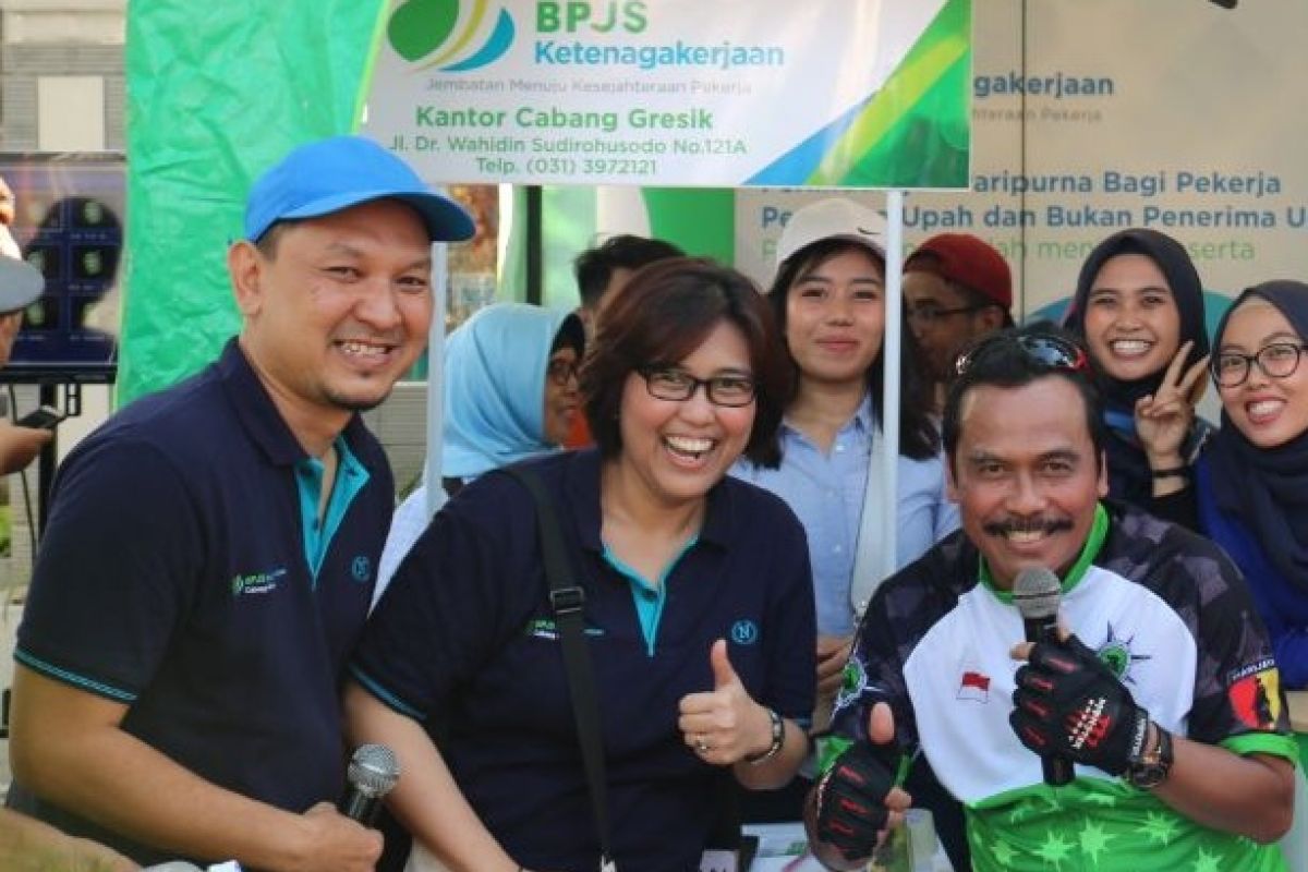 BPJS Gresik Layani Tukar Sampah Dengan Gula