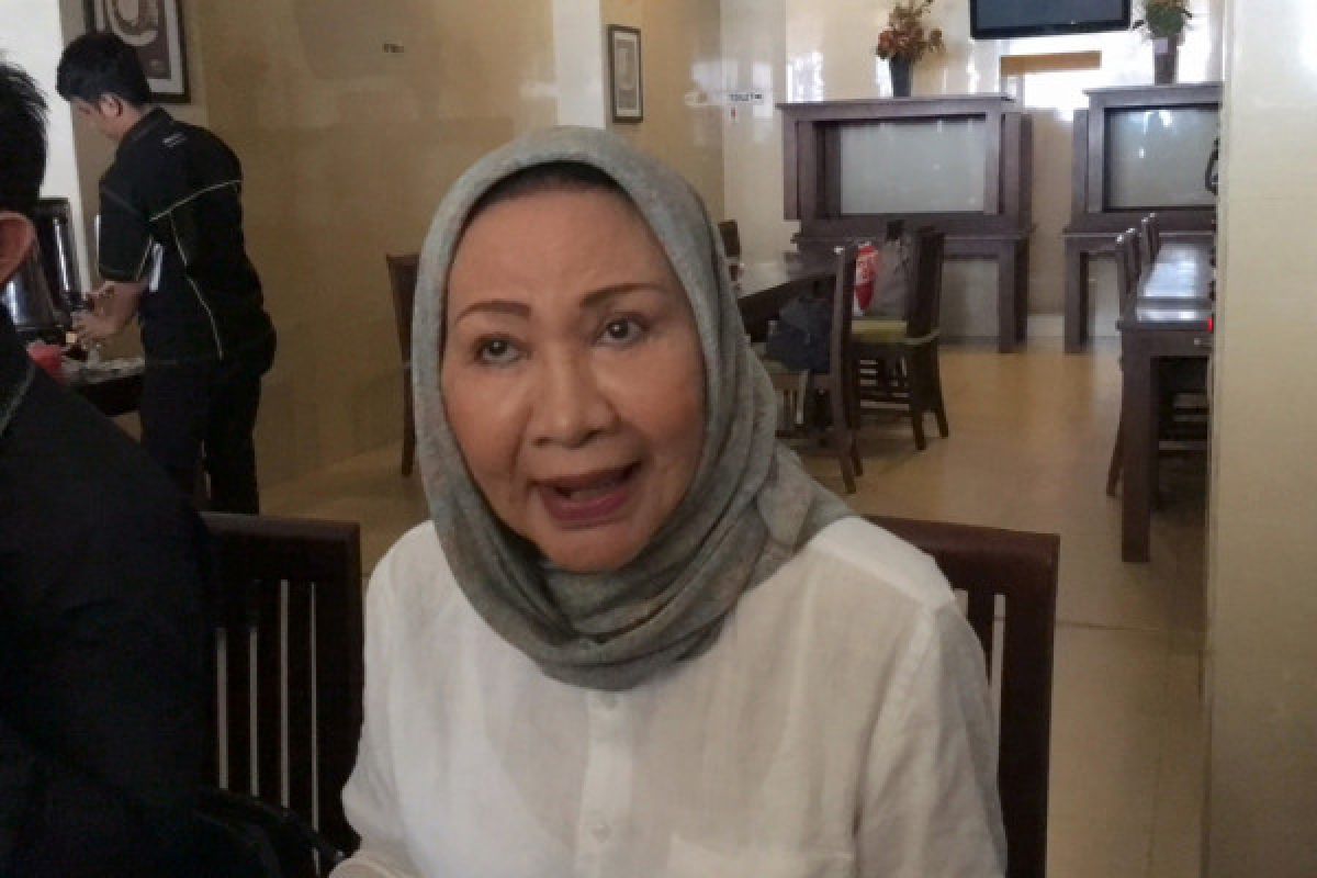 Ratna Sarumpaet senyum-senyum lihat meme dirinya di medsos