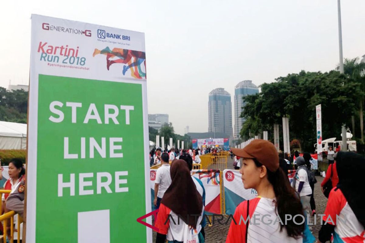 Kemeriahan Lomba 'Kartini Run 2018' di Lapangan Silang Monas (Video)