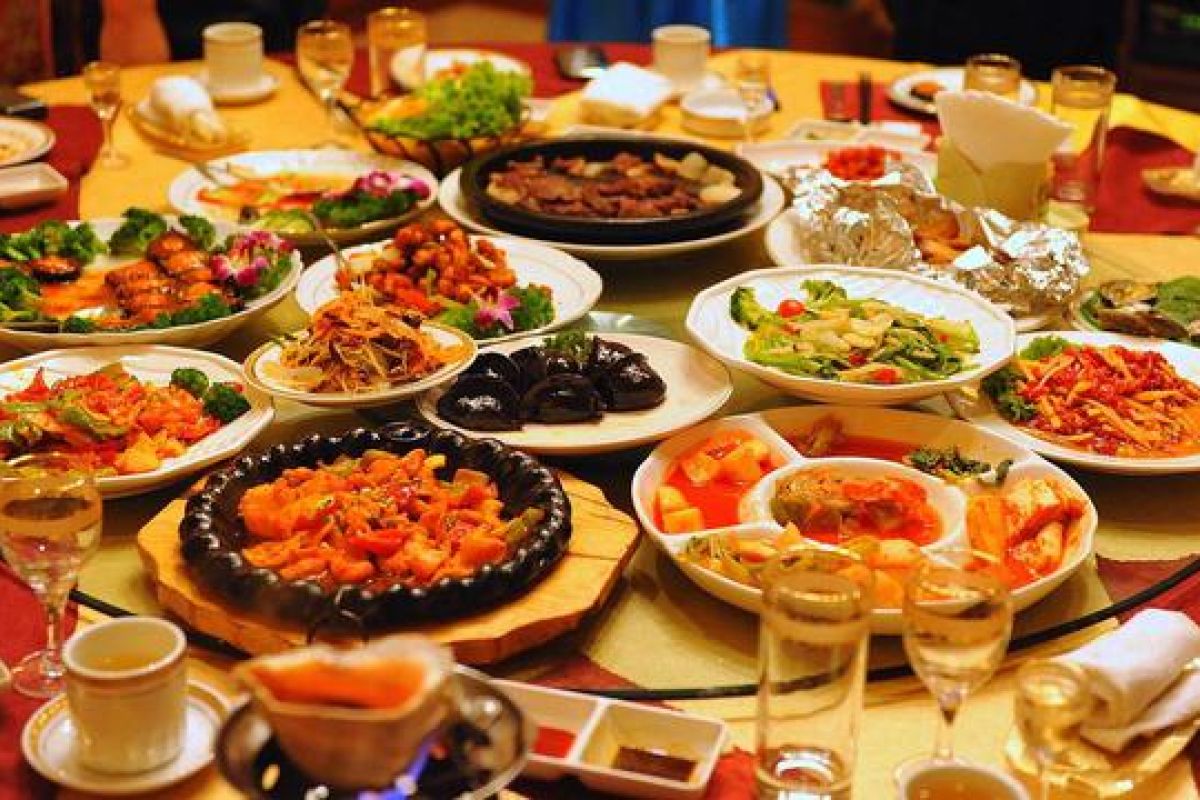 Menu kuliner khas nusantara disajikan pada Indonesia-Marocco Iftar