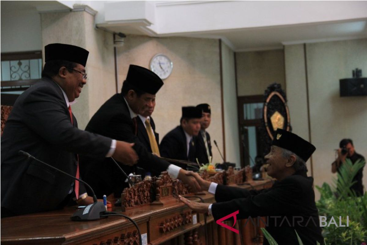 DPRD terima LKPJ Bupati Buleleng tahun 2017