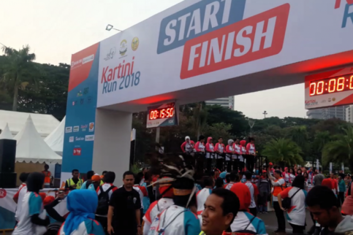 Ibu negara lepas lomba Kartini Run 2018