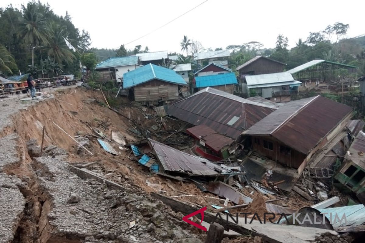 Rumah rusak akibat longsor di Telemow Penajam bertambah