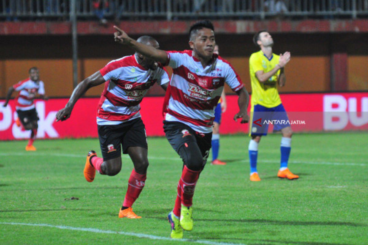 Madura United merasa diuntungkan absennya Lerby