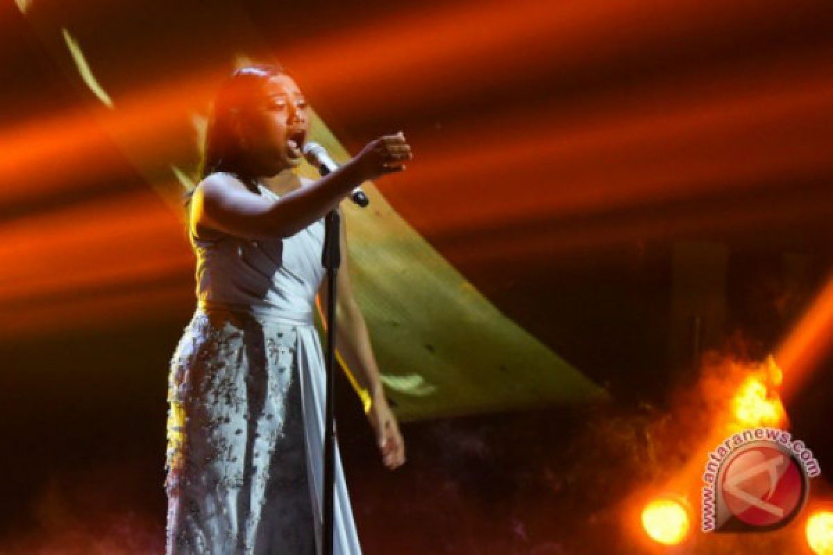 Tampil sempurna Maria Simorangkir juara Indonesian Idol 2018