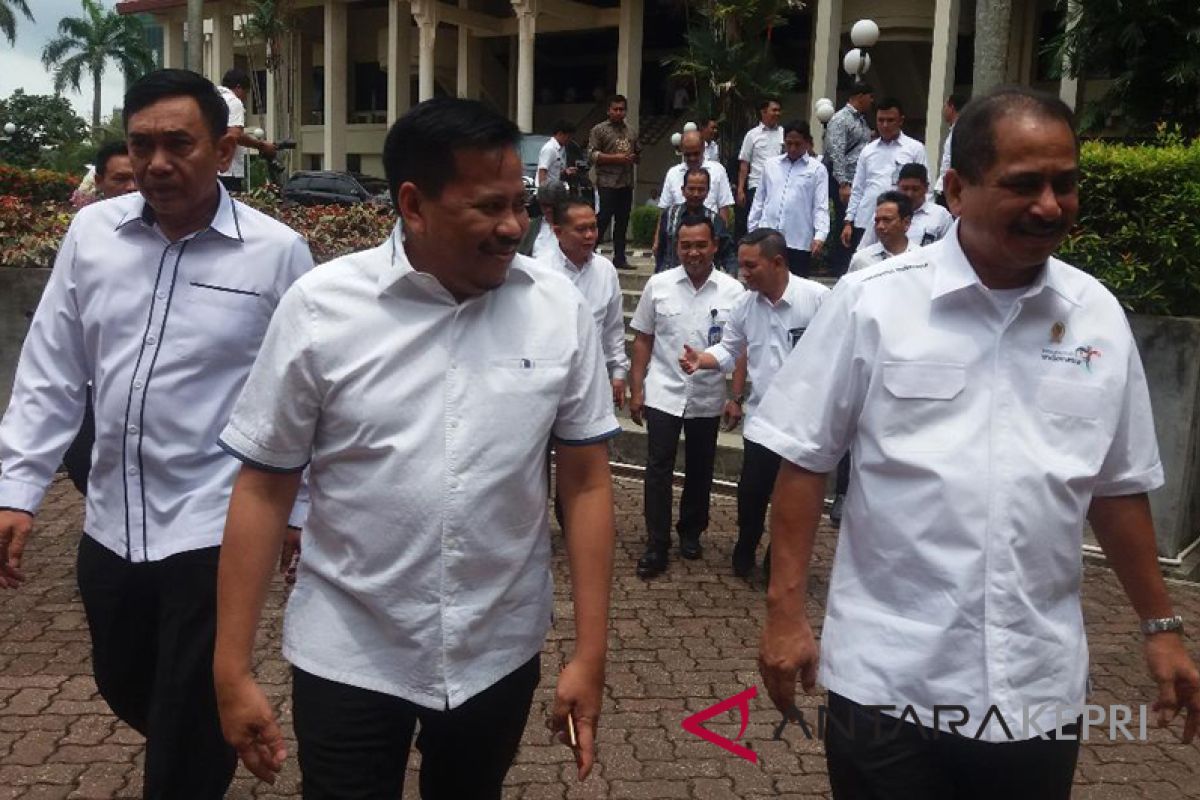 Menpar targetkan 4 juta kunjungan wisman ke Kepri