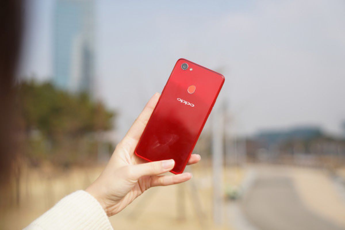 Gelar pre-sale, Oppo bandrol F7 lebih murah dari India