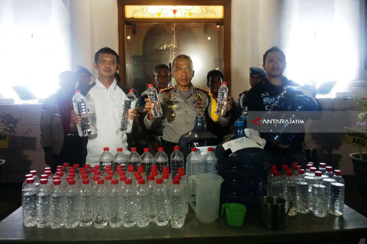 Kapolrestabes Surabaya Serukan Perangi Minuman Keras