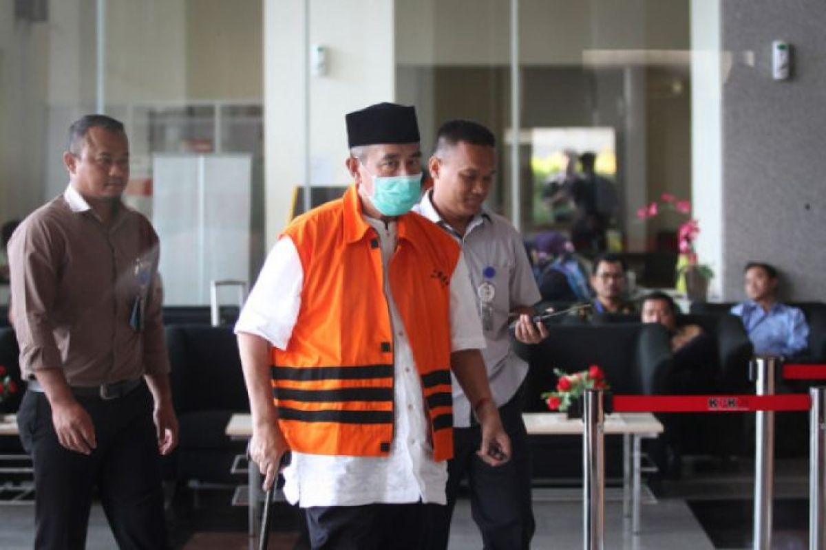 KPK panggil tiga saksi kasus Bupati Bandung Barat Abubakar