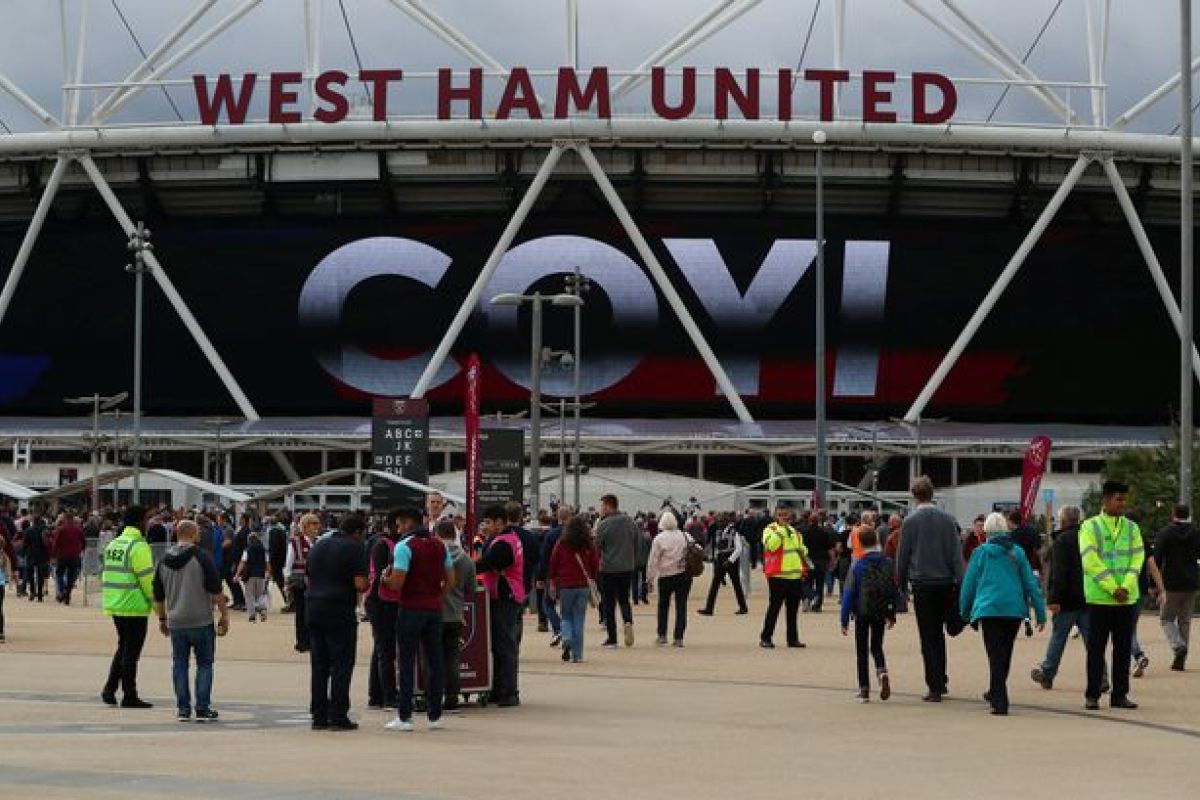 Bungkam Southampton 3-0, West Ham Menjauh Dari Zona Degradasi