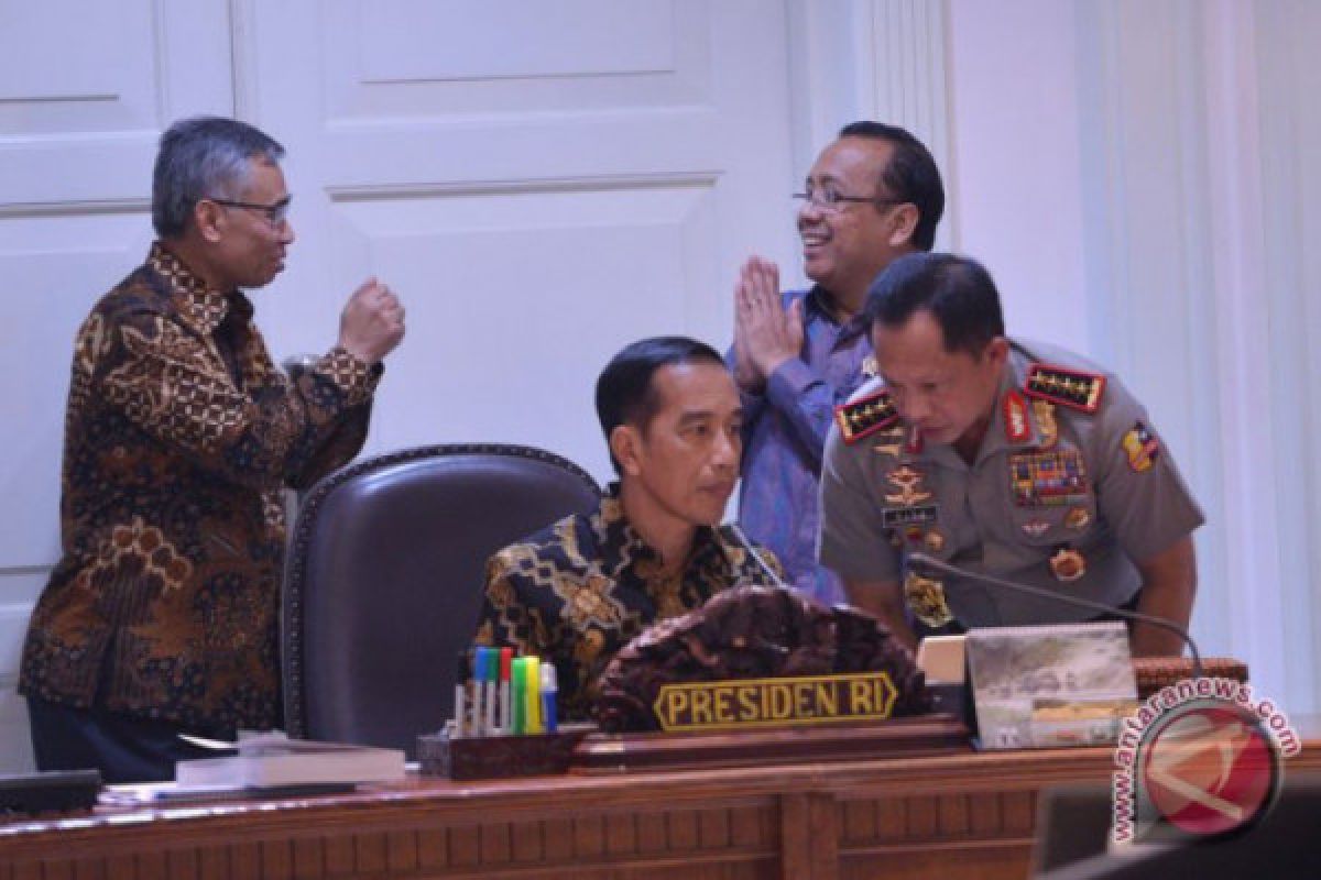 Presiden Menekankan Komunikasi Publik Awasi PSN