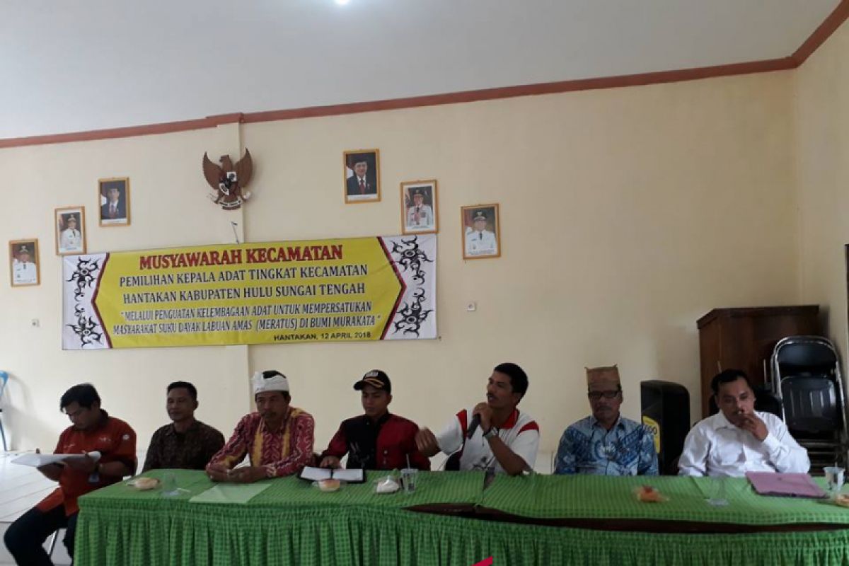 31 Balai Ikuti Pemilihan kepala adat Se-Kecamatan Hantakan