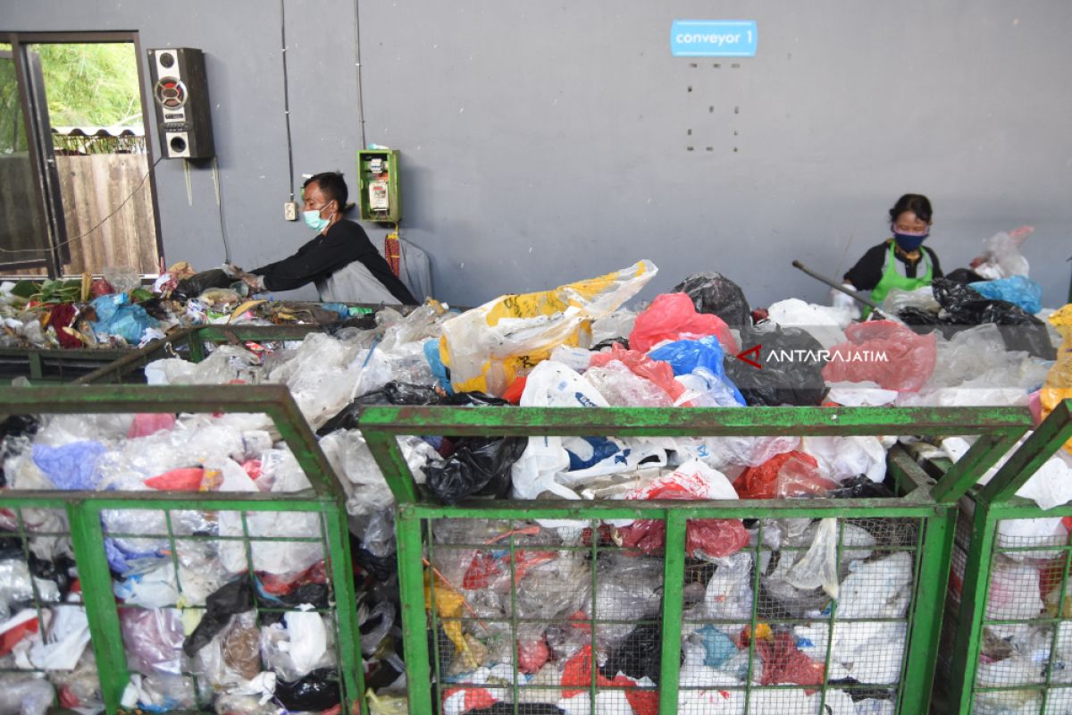 Edukasi Sampah Plastik Dimasukkan Kurikulum Pendidikan