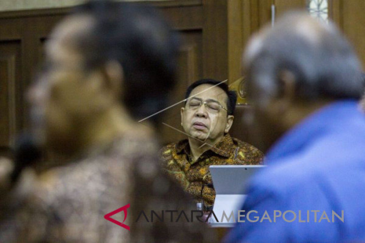 Hakim vonis Setya Novanto 15 tahun atas kasus korupsi KTP-e