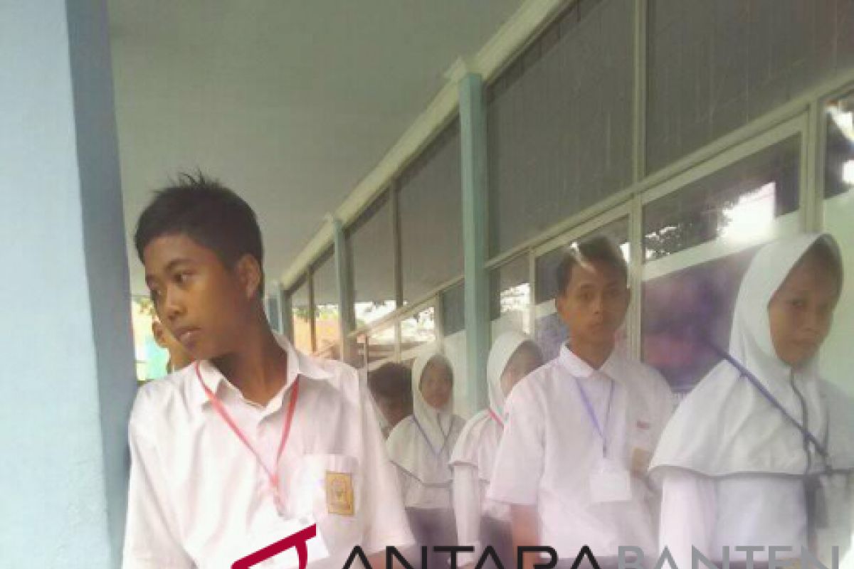 UNBK Hari Pertama SMP Lebak Sempat Tertunda