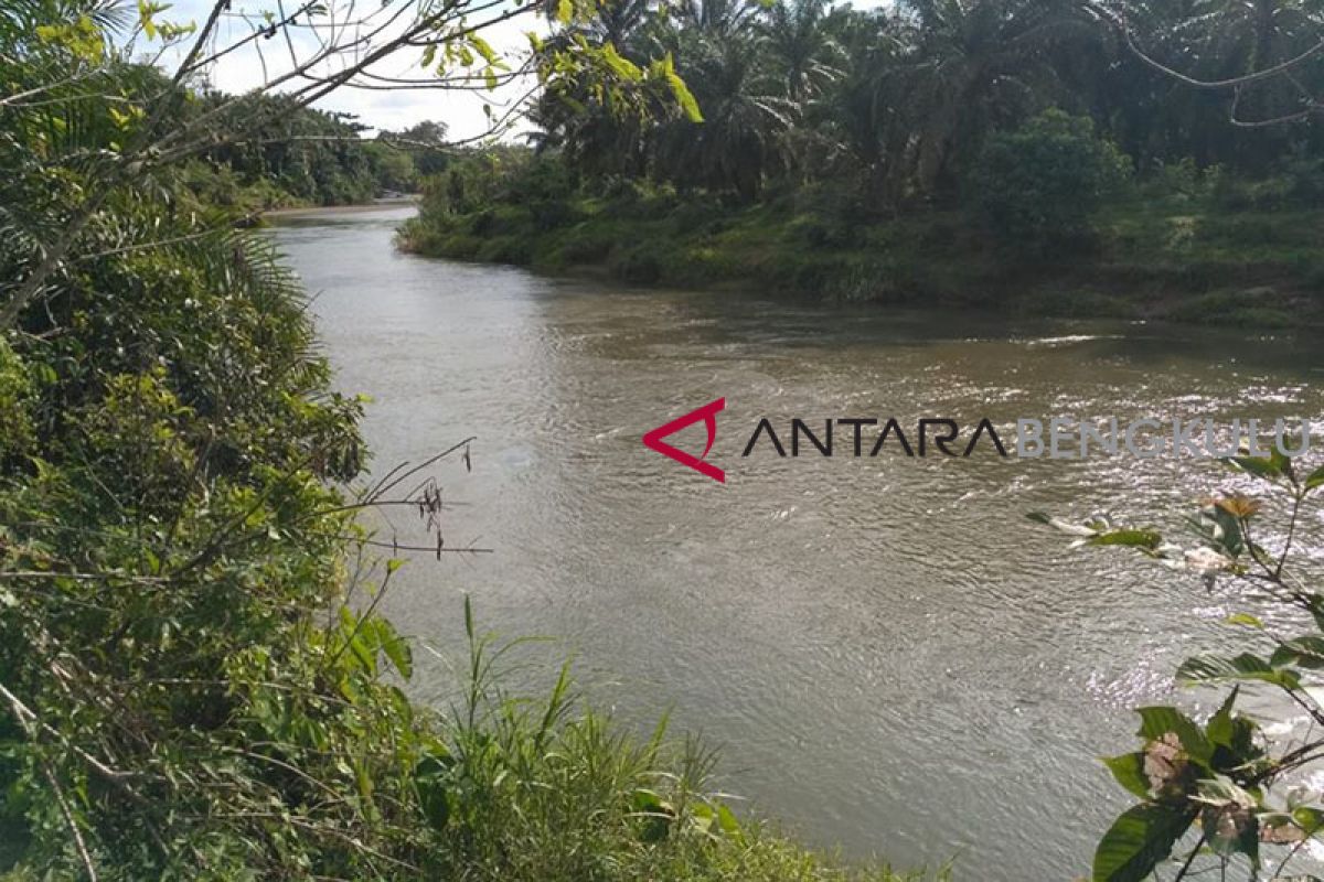 Kualitas air sungai di Mukomuko buruk