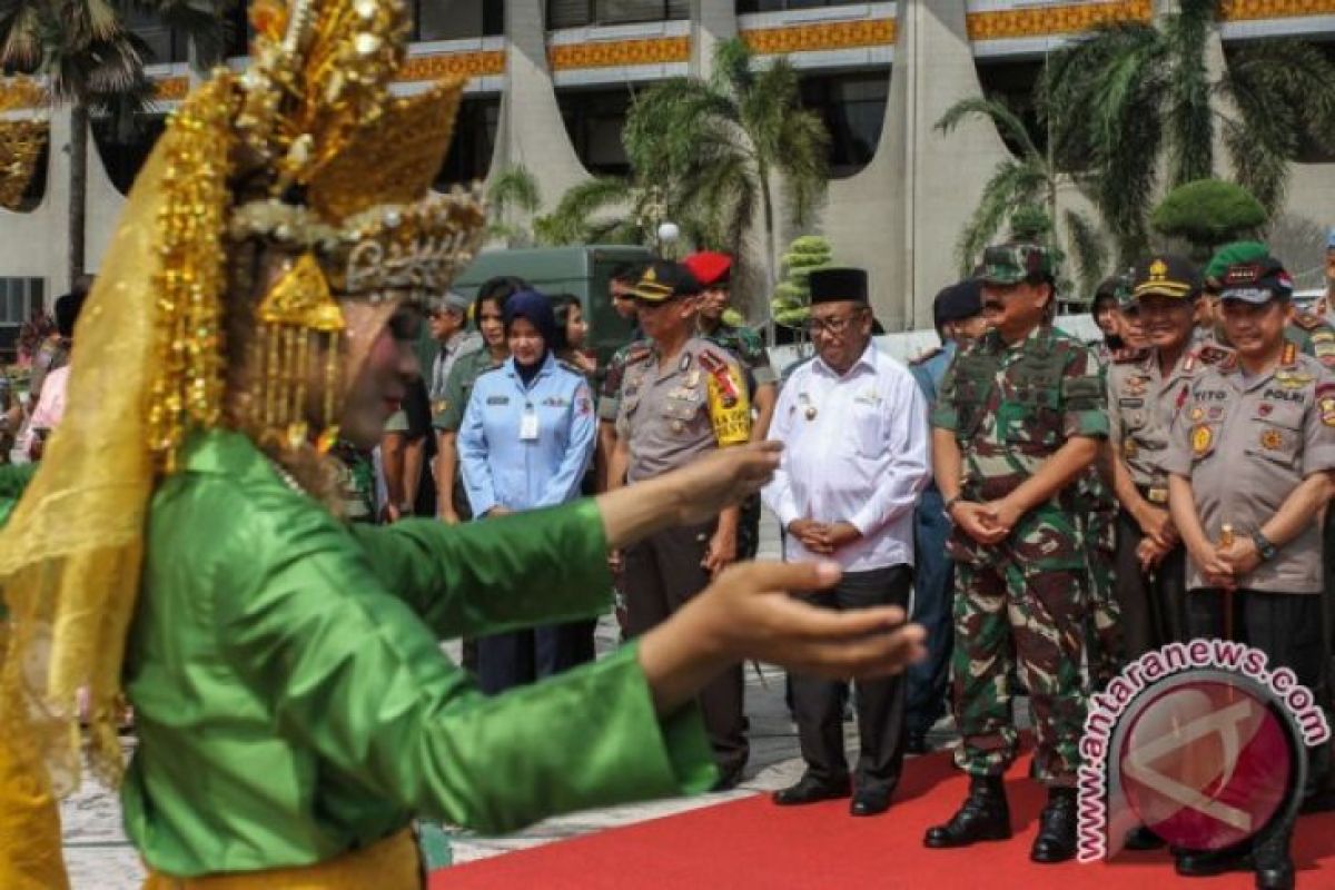 Panglima TNI: Bersama Polri ciptakan pilkada damai