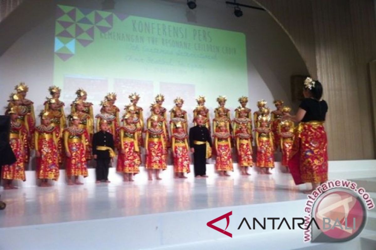 Paduan suara anak Indonesia juara di Slovenia