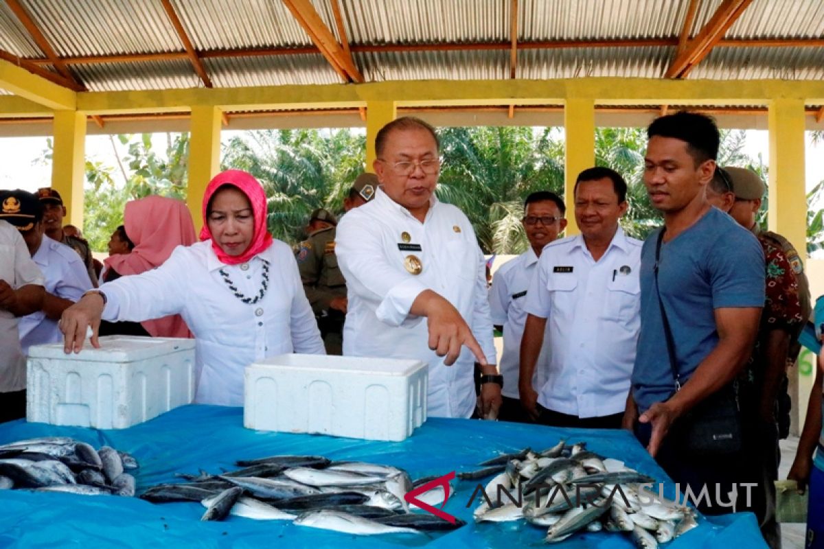 Pemkab dorong pedagang manfaatkan teknologi