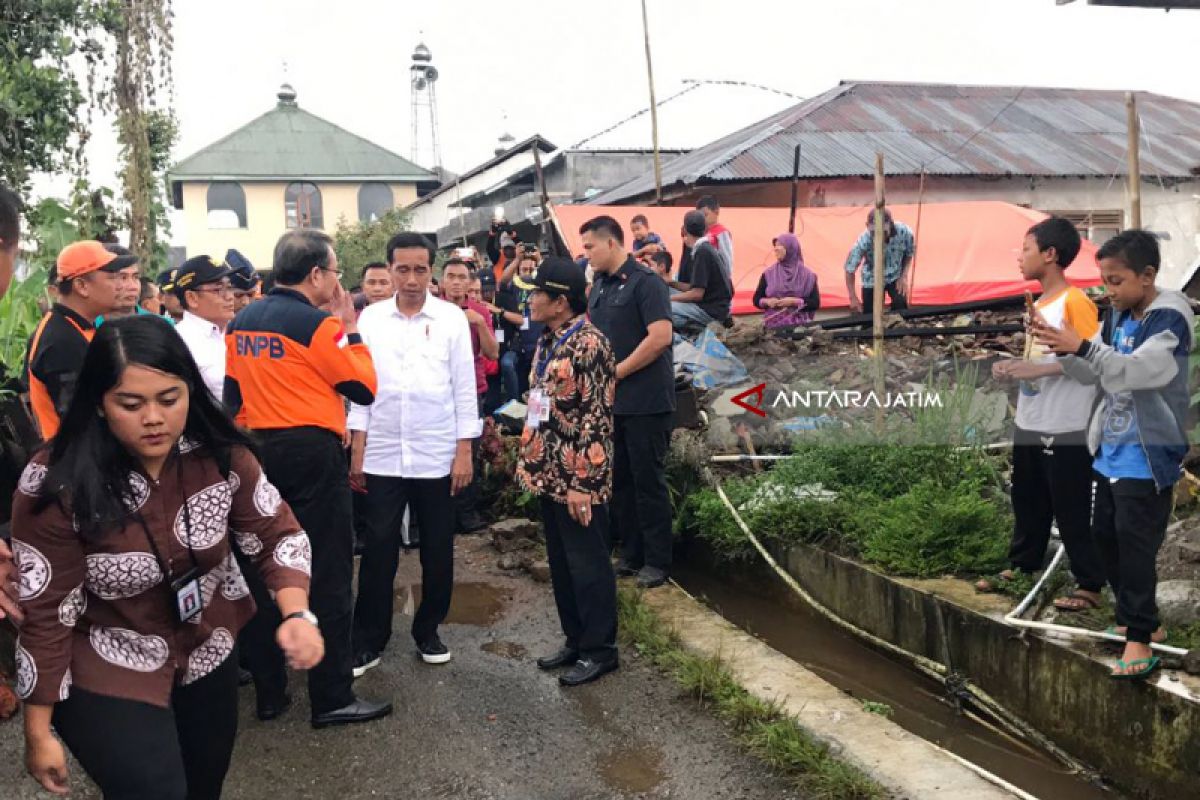 Video - Kata Jokowi Gempa tak Surutkan Semangat Belajar Anak-anak Banjarnegara