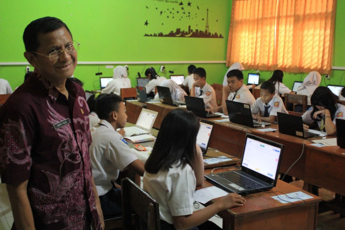 Pemkab Tulungagung Evaluasi Pelaksanaan UNBK SMP