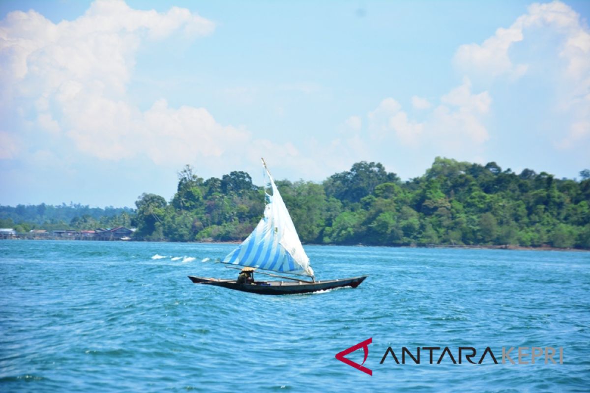 Riset kearifan suku laut di Lingga