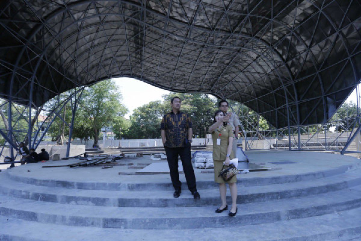 Tonton "bridge fountain", datang saja ke Semarang