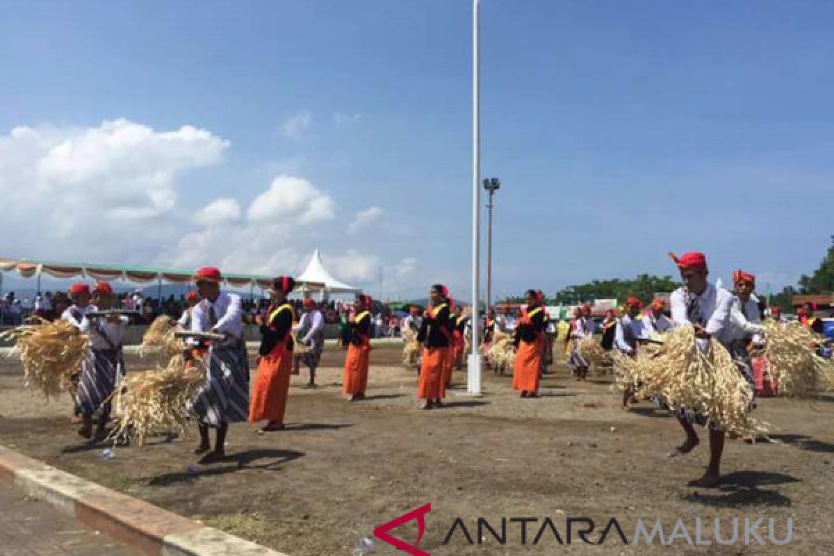 Bupati resmikan satu dekade Festival Teluk Jailolo