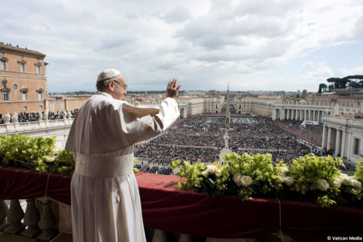 Vatican feels "shame and sorrow" over U.S. grand jury report on abuse