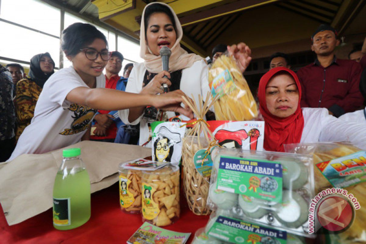 Puti Guntur tinjau wisata Tunjung Biru Tulungagung